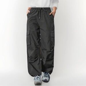 Wm Cargo In My Nature Outdoor Hiking Pants
| Grey - Size 8/10 | Water Resistant